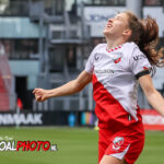 UTRECHT, 28-09-2024 ,Galgenwaard stadium, Azerion Eredivisie vrouwen, Utrecht - Excelsior (women) , season 2024 / 2025, during the match Utrecht - Excelsior (women), FC Utrecht player Nurija van Schoonhoven scores and celebrates1-0